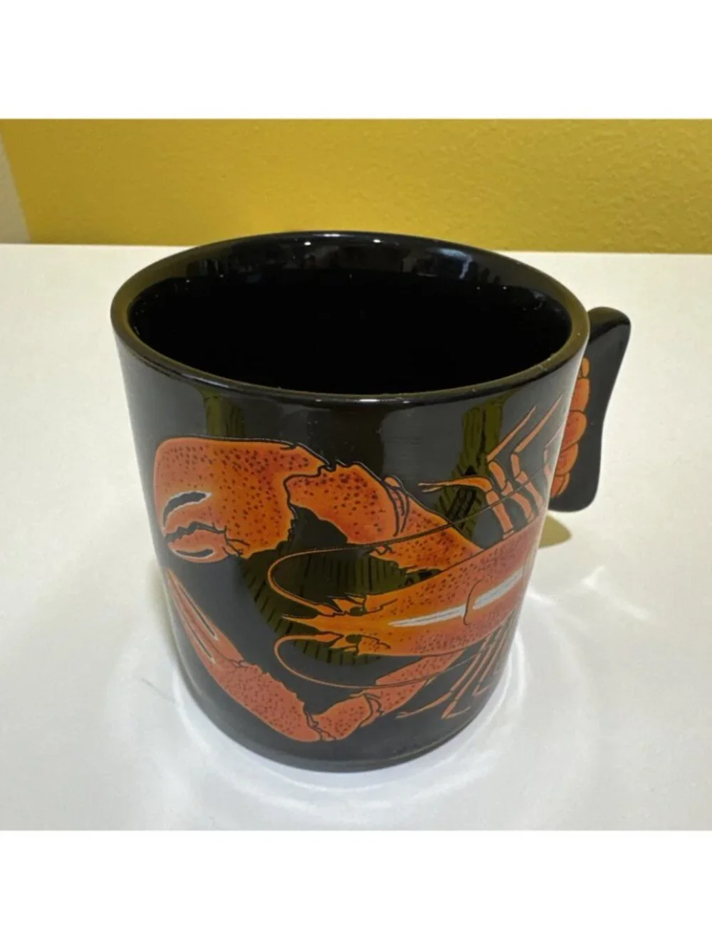Salamander Graphix Stoneware Coffee Mug Lobster Tail Handle Black Orange 11 oz